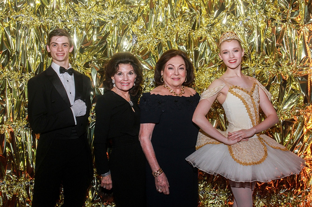 A Golden Night for Houston Ballet Ball