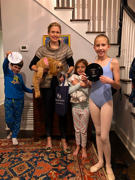 Elizabeth Leykum And Family Houston Ballet Giveaway Winner Photo By Houston Ballet Reduced