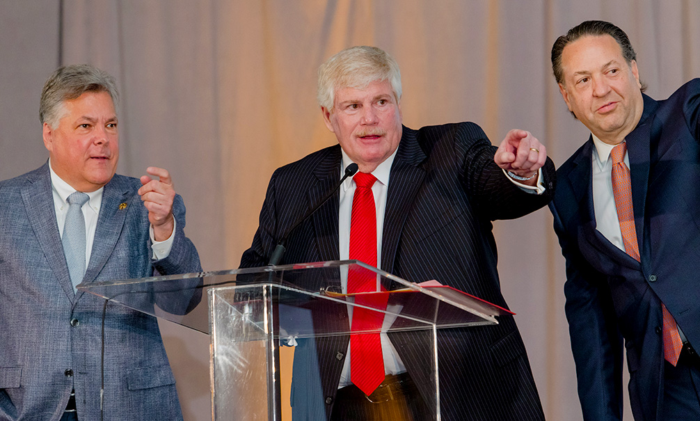 Paddles up with Gala Chairs Neil Leibman John Eddie Williams and John McIntyre