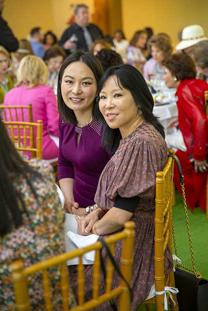 Cynthia Xue And Connie Nguyen Photo By Jenny Antill