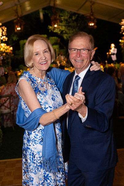 Sue And Rusty Burnett At Bayou Bend Garden Party (photo By Wilson Parish)
