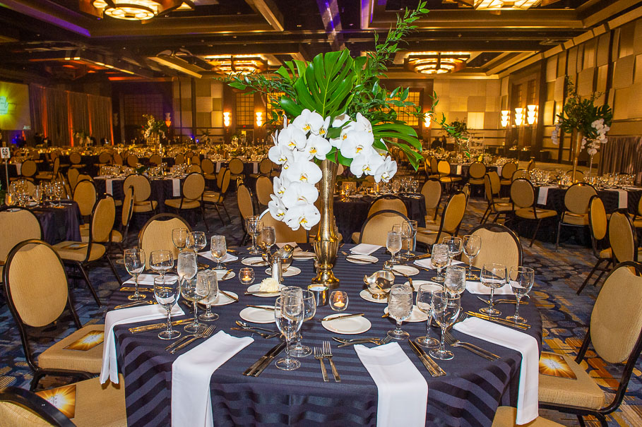 Table Decor By Bergner And Johnson Photo By Jacob Power