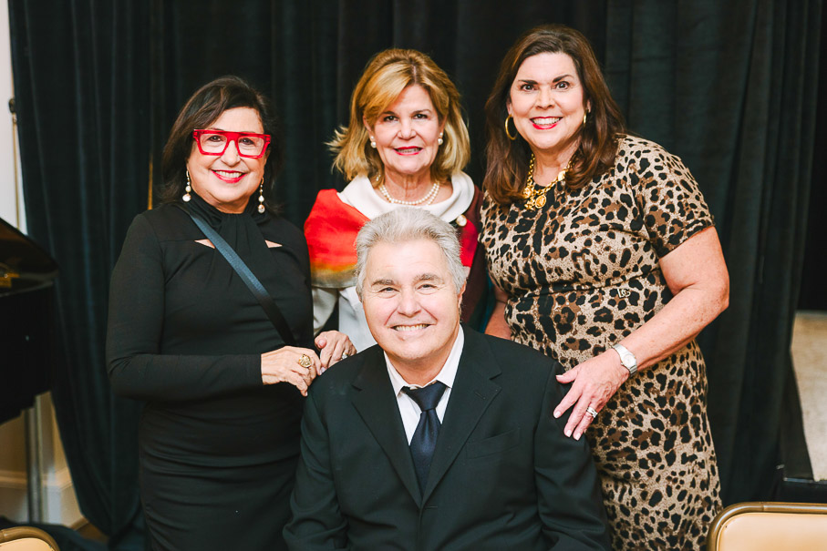 Roz Pactor, Ginger Niemann, Steve Tyrell And Lesha Elsenbrook Photo By Johnny Than