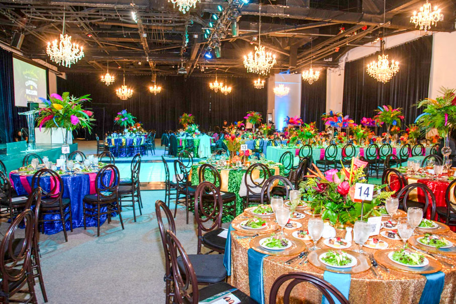 The Ballroom At Bayou Place Decor Photo By Scott Holleman