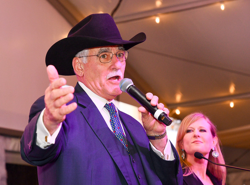 Rodeo Houston Auctioneer Randolph Holford At The 2024 Bryan Museum Live Auction Photo By Dave Rossman
