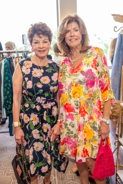 Debby Leighton And Jean Peck Photo By Jenny Antill