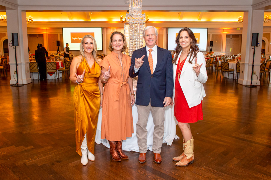 Tawnya Bell, Susie And Skip Mcgee And Aubrey Maale