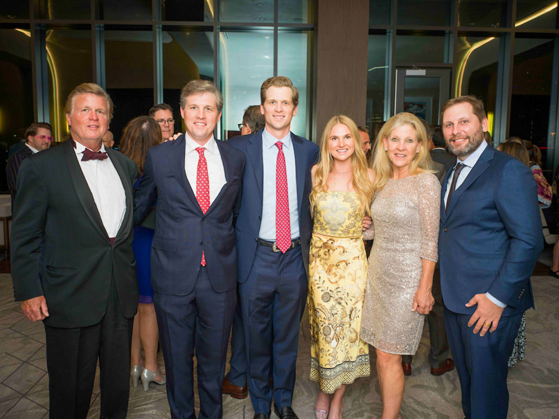 Jim Cummins, Jim Cummins, William Cummins, Kristen Cummins, Ellen Cummins And Lloyd Wheless Photo By Daniel Ortiz