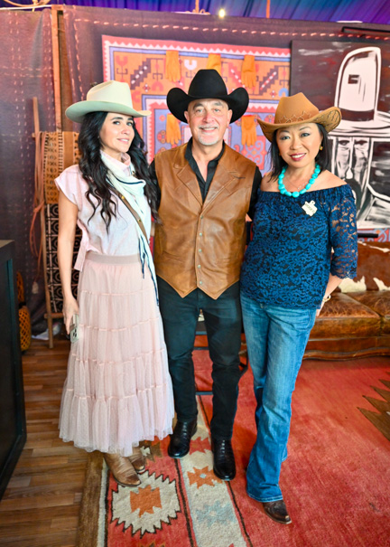 Azameeh Zageer, Arthur Mooradian And Miya Shay