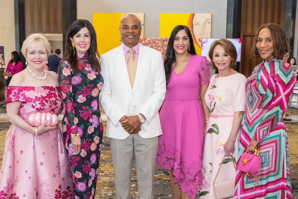 68 Tickledpink25 Jpp