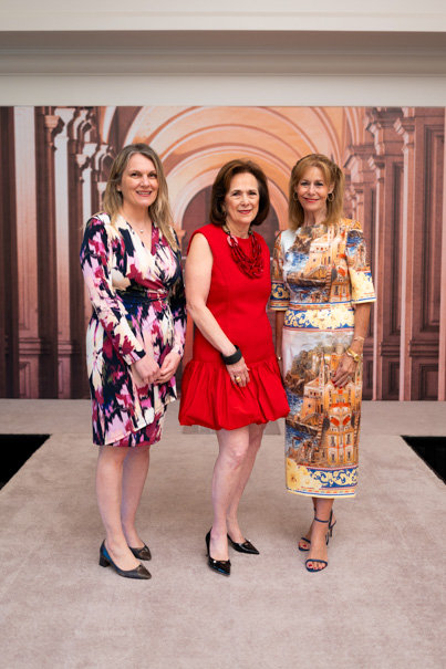 Erika Myers With Chairs Franelle Rogers And Cheryl Byington Photo By Daniel Ortiz