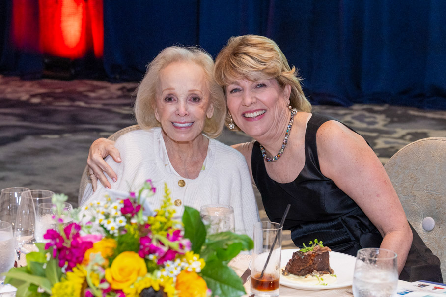 Paula Goldstein and Kelly Zuniga (Photo by Wilson Parish)
