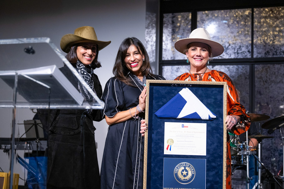 Surprise Moment 2nd Mcingvale Family Humanitarian Award Awarded To Chris Shepherd And Lindsey Brown, Catarina Bill Accepting On