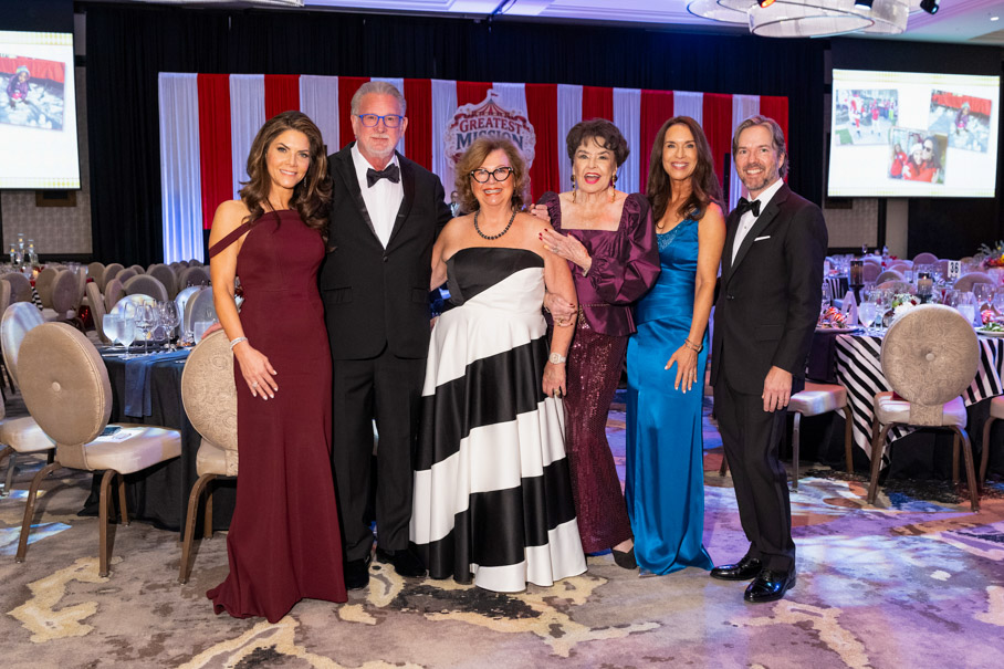 Monica Hartland, Danny And Robin Klaes, Warner Roberts, Samantha And David Kennedy Photo By Daniel Ortiz